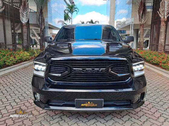 RAM CLASSIC 5.7 V8 GASOLINA LARAMIE CD 4X4 AUTOMÁTICO